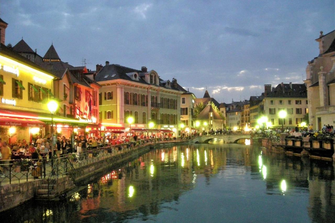 Le Family Lodge 2 Chambres 4 Personnes Classe 3 Etoiles Annecy Eksteriør bilde