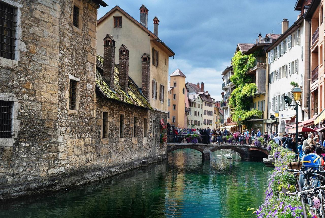 Le Family Lodge 2 Chambres 4 Personnes Classe 3 Etoiles Annecy Eksteriør bilde