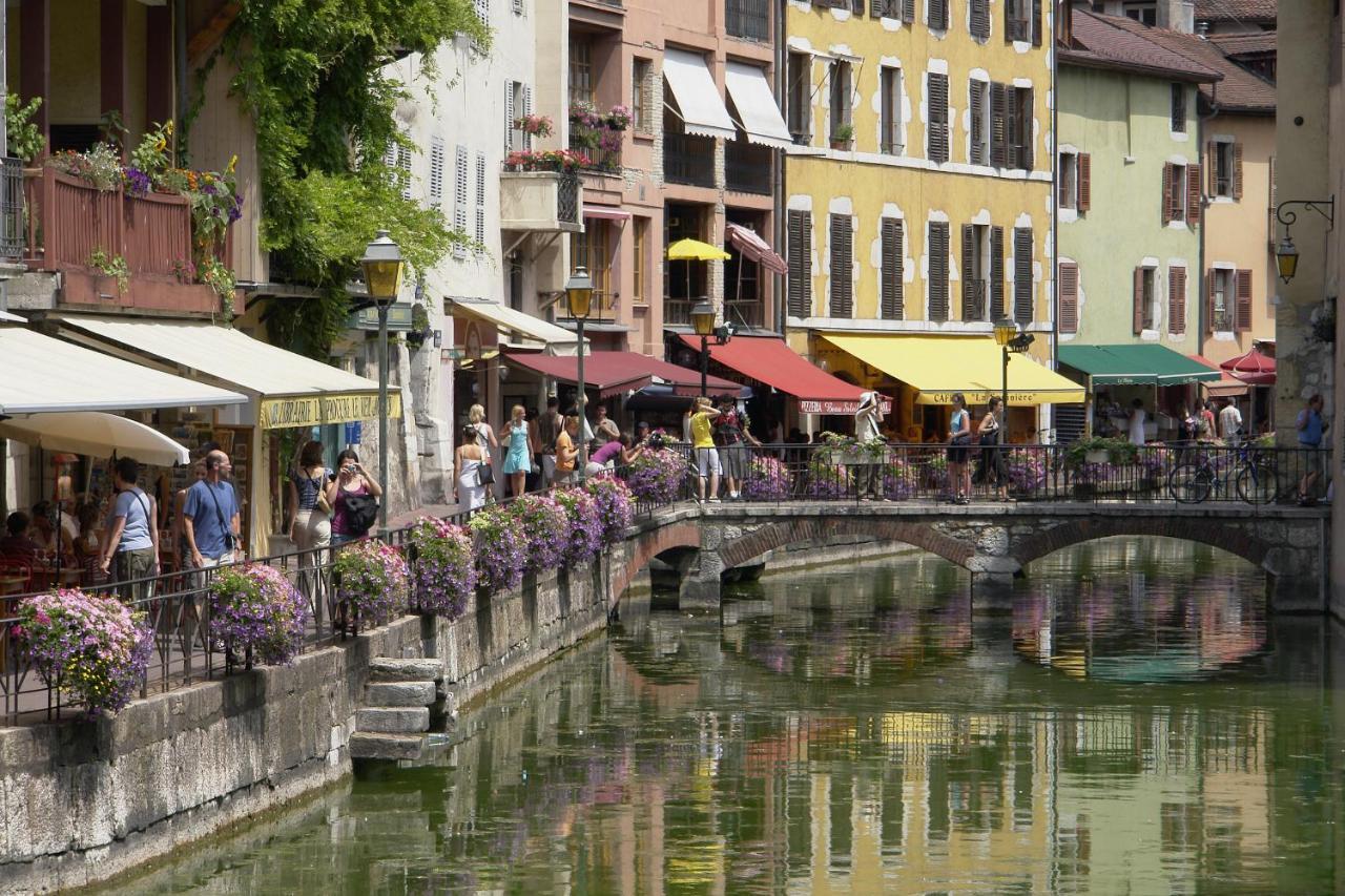 Le Family Lodge 2 Chambres 4 Personnes Classe 3 Etoiles Annecy Eksteriør bilde